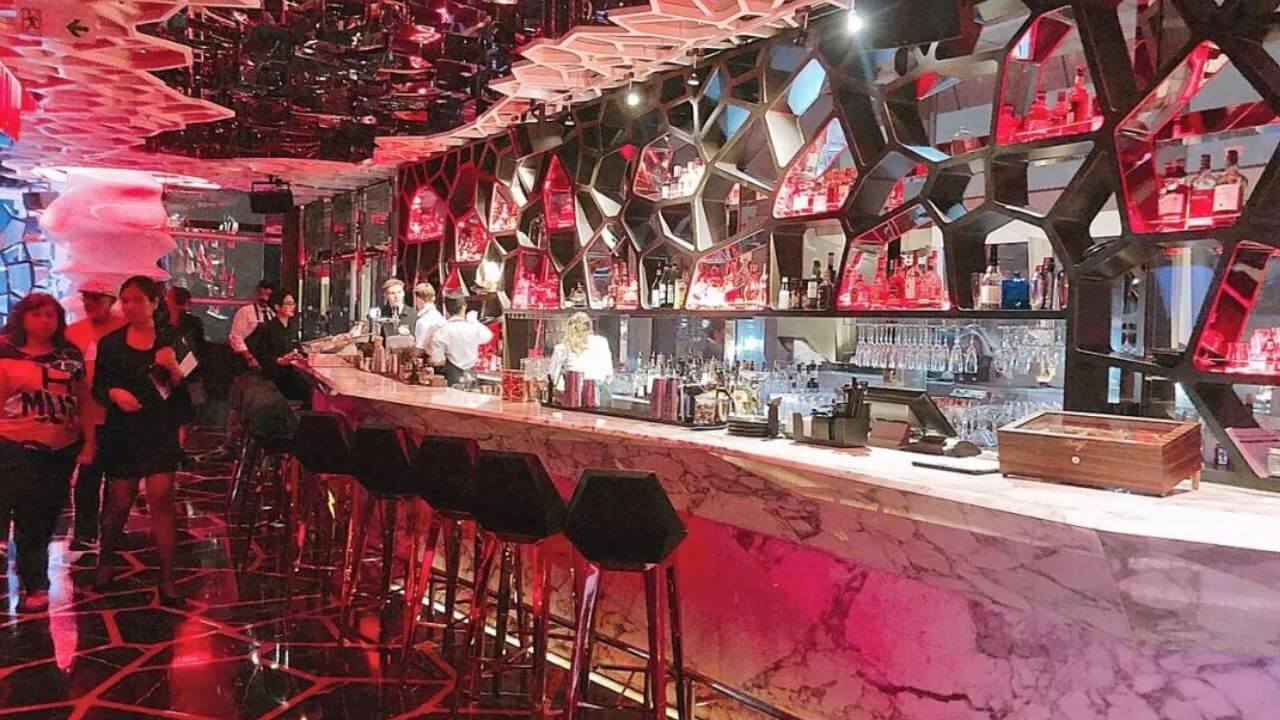 Nightlife in Hong Kong