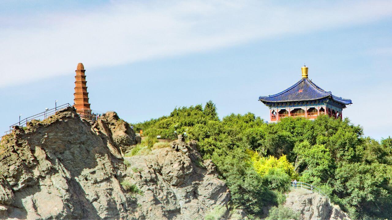 Red Hill (Hong Shan)