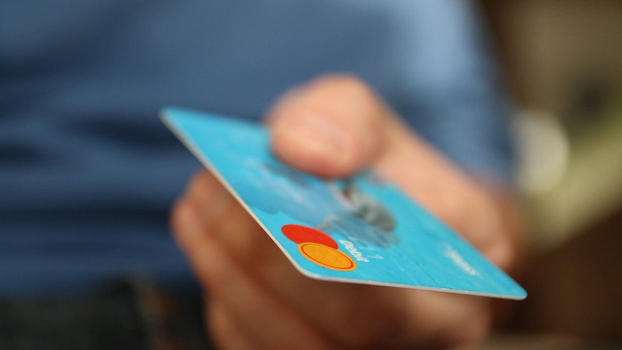 paying with card